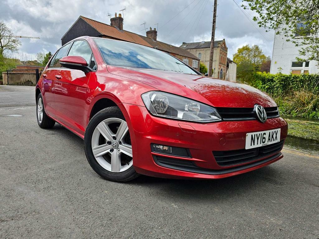 Compare Volkswagen Golf 1.4 Tsi Bluemotion Tech Match Edition Euro 6 Ss NY16AKX Red