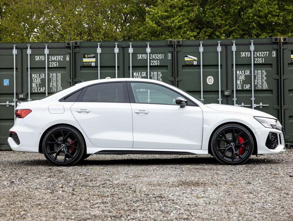 Compare Audi RS3 Saloon 2.5 Tfsi Launch Edition S Tronic Quattro Eu WG71UPK White