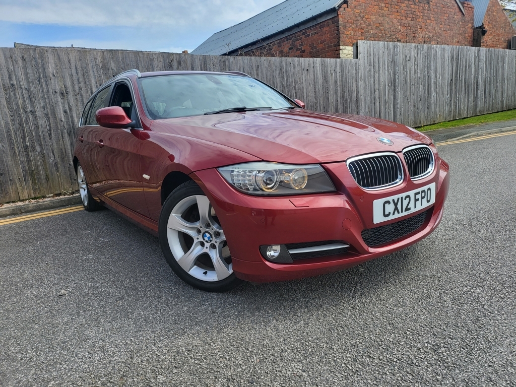 Compare BMW 3 Series 3 Series CX12FPO Red