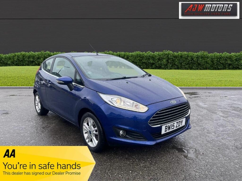 Compare Ford Fiesta Hatchback 1.25 Zetec Euro 6 201515 BW15ZDY Blue