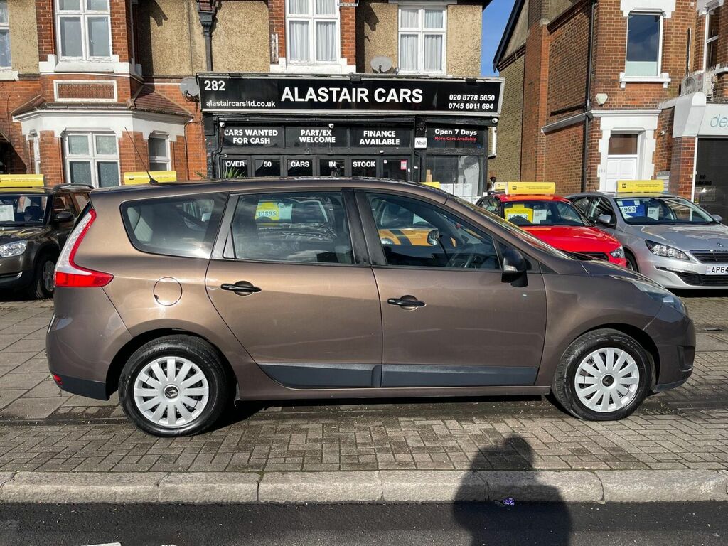Renault Grand Scenic Extreme Brown #1