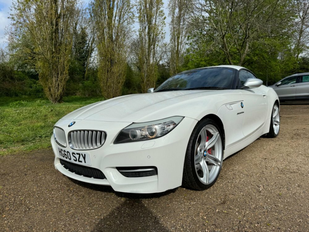 Compare BMW Z4 3.0 35Is Dct Sdrive Euro 5 HG60SZY White