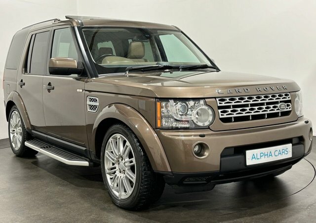 Compare Land Rover Discovery 3.0 4 Sdv6 Hse 255 Bhp LN12WFP Brown
