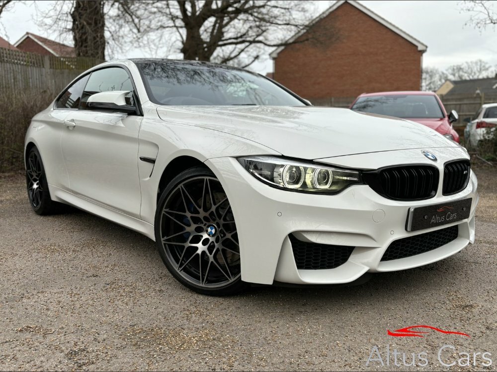 Compare BMW M4 M4 Competition LM67YCO White