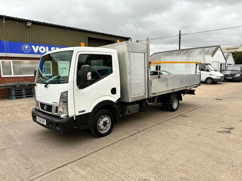 Compare Nissan NT400 35.13 12Ft Alloy Dropside YT68XEP White