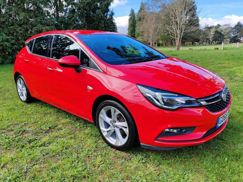 Compare Vauxhall Astra 1.4I Turbo GD66XMP Red