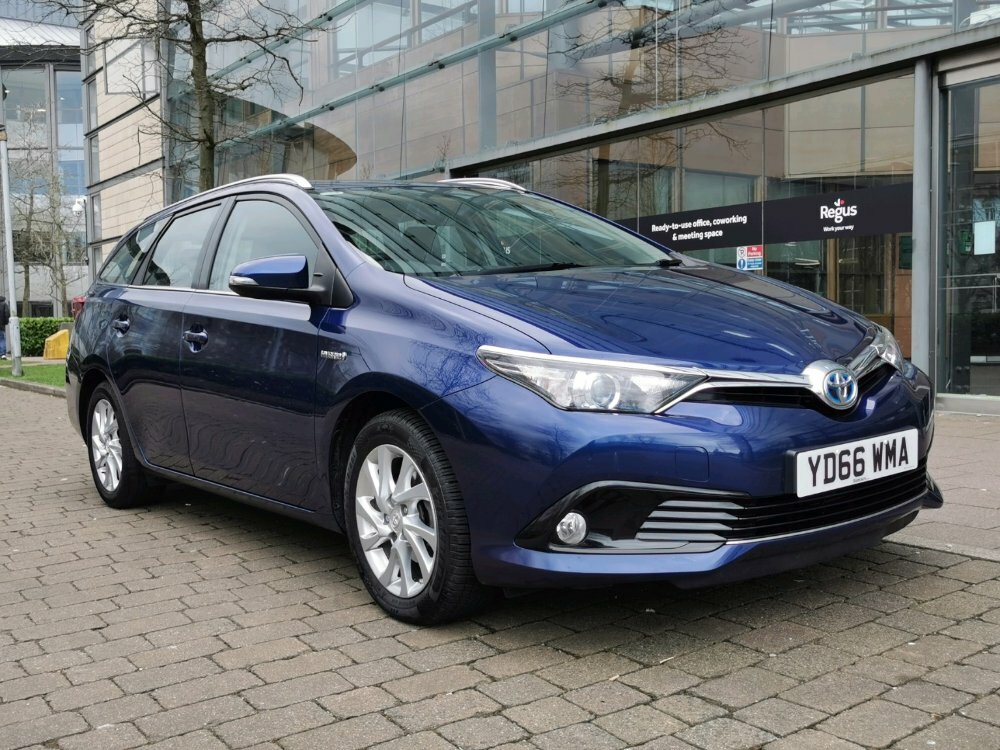 Compare Toyota Auris Vvt-i Business Edition Touring Sports YD66WMA Blue