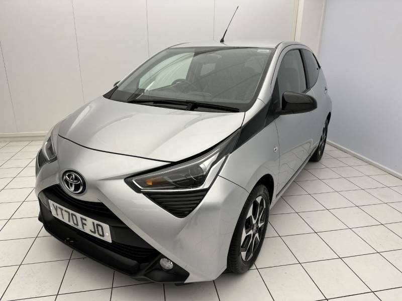 Compare Toyota Aygo Petrol YT70FJO Silver