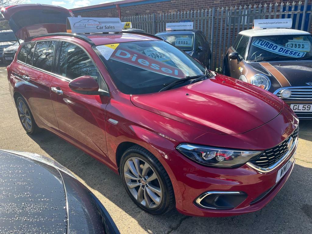 Fiat Tipo 1.6 Multijetii Lounge Euro 6 Ss Red #1