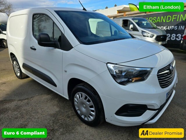 Compare Vauxhall Combo Combo 2300 Sportive Ss DY20RKN White