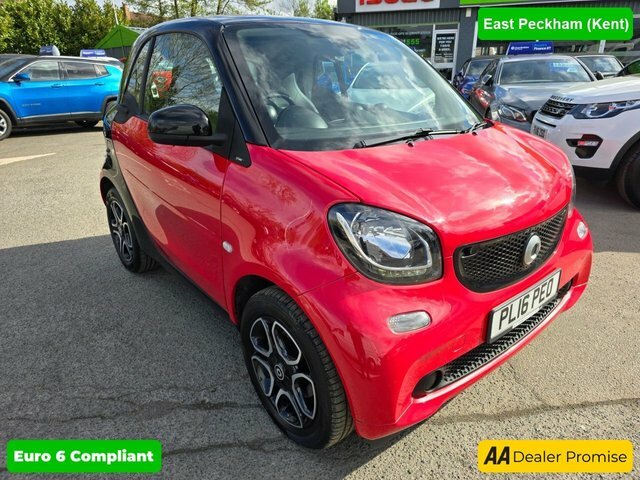 Compare Smart Fortwo 0.9 Prime Premium T 90 Bhp In Red With 27,000 M PL16PEO Red