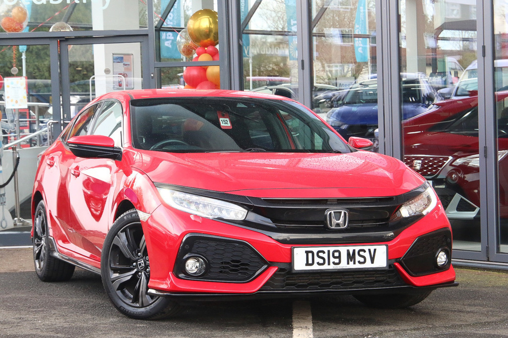 Compare Honda Civic 1.5 Vtec Turbo Sport Cwvehiclemarketing DS19MSV Red