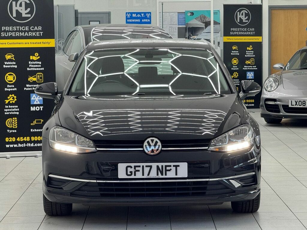 Compare Volkswagen Golf Hatchback 1.4 Tsi Bluemotion Tech Se Dsg Euro 6 S GF17NFT Black