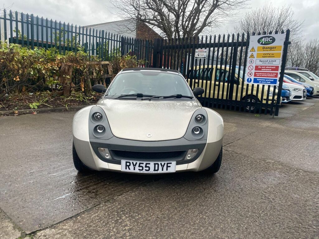 Compare Smart Roadster Convertible 0.7 200555 RY55DYF Silver