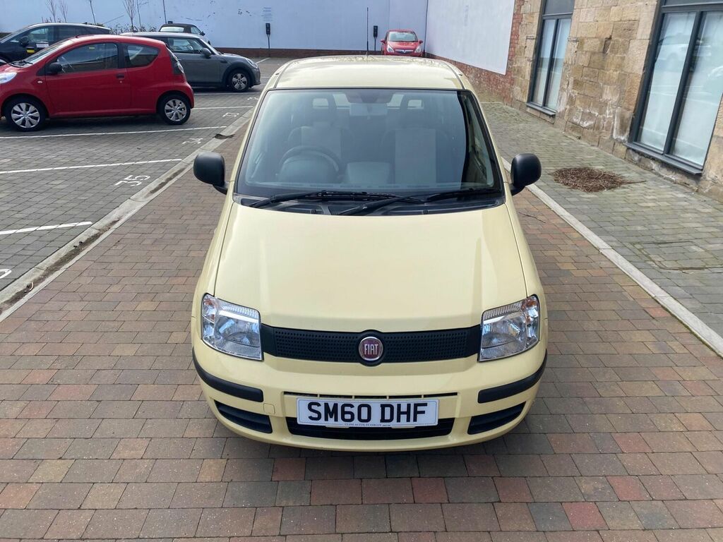 Compare Fiat Panda Hatchback 1.2 Active 201160 SM60DHF Yellow