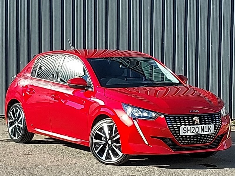 Compare Peugeot 208 1.2 Puretech 100 Allure AH12AAX Red