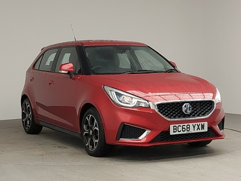 Compare MG MG3 1.5 Vti-tech Exclusive BC68YXW Red