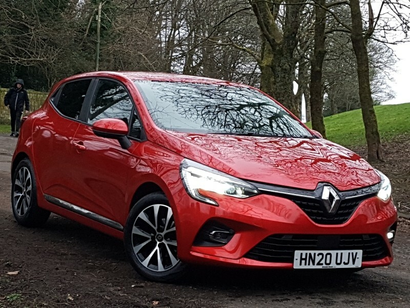 Compare Renault Clio 1.0 Tce 100 Iconic HN20UJV Red