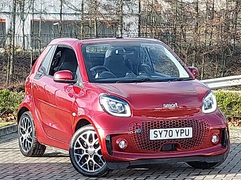 Compare Smart Fortwo Cabrio 60Kw Eq Prime Exclusive 17Kwh 22Kwch SY70YPU Red