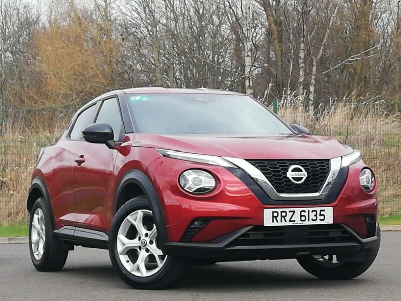 Compare Nissan Juke 1.0 Dig-t N-connecta Dct RRZ6135 Red