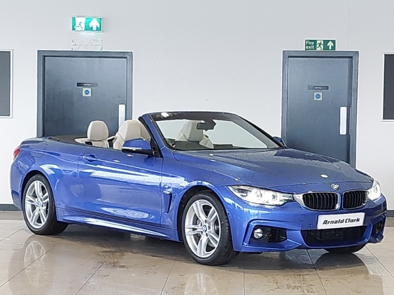 Compare BMW 4 Series 440I M Sport Professional Media SV19DGF Blue
