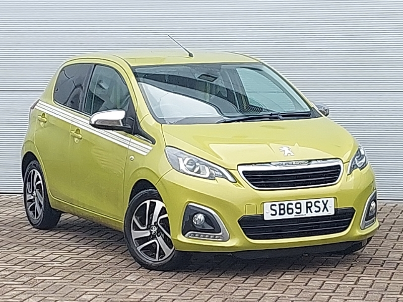 Compare Peugeot 108 1.0 72 Collection SB69RSX Green