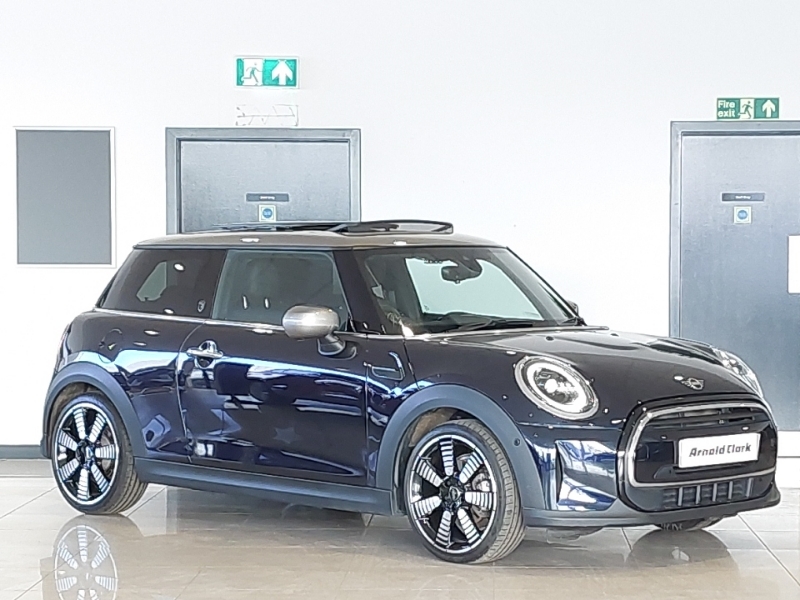 Compare Mini Hatch 1.5 Cooper Exclusive Premium Plus YE23UXM Blue