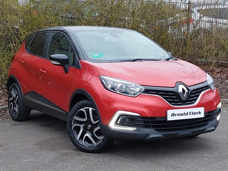 Compare Renault Captur 0.9 Tce 90 Iconic HT19EUL Red