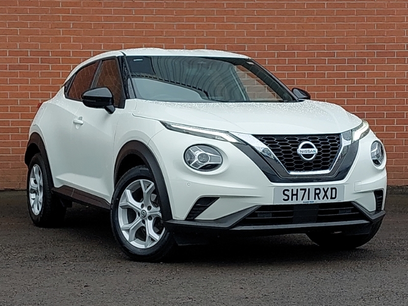 Compare Nissan Juke 1.0 Dig-t 114 N-connecta SH71RXD White