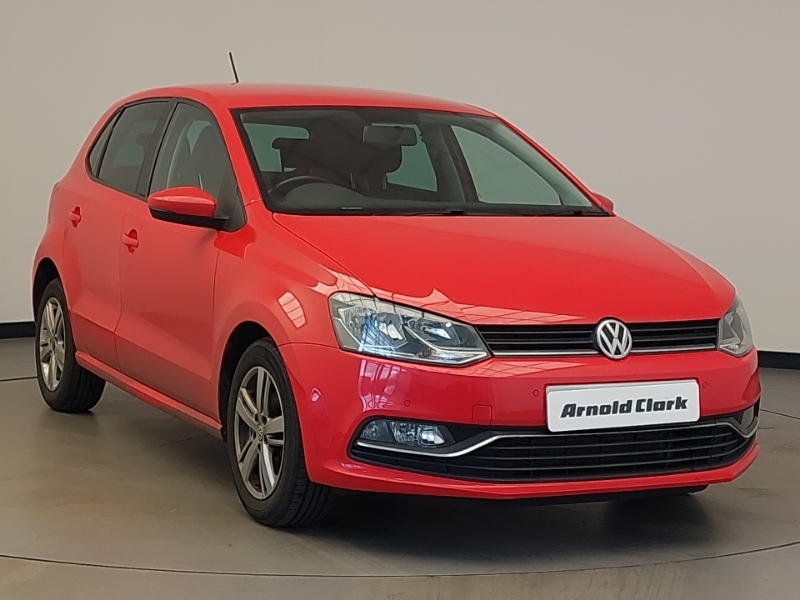 Compare Volkswagen Polo 1.0 Match NU17FGD Red