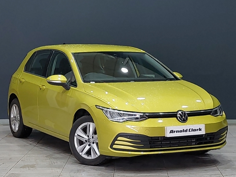Compare Volkswagen Golf 2.0 Tdi Life NU70OWJ Yellow