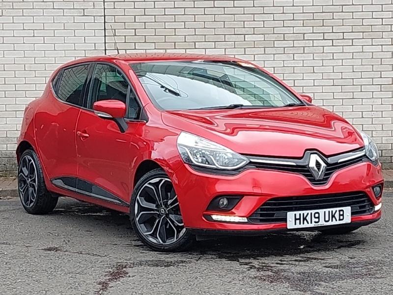 Compare Renault Clio Iconic Dci HK19UKB Red