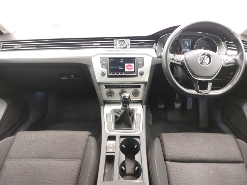 Compare Volkswagen Passat 2.0 Tdi Se Business GL16BLX Blue