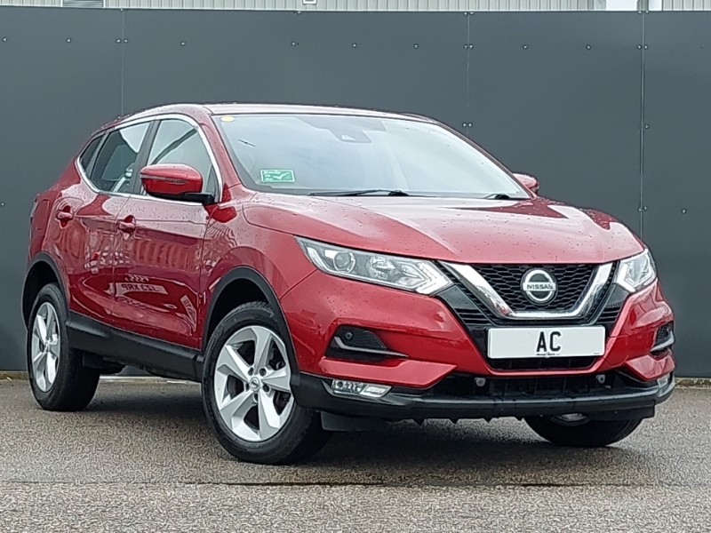 Compare Nissan Qashqai 1.3 Dig-t 160 157 Acenta Premium Dct FN70MWX Red