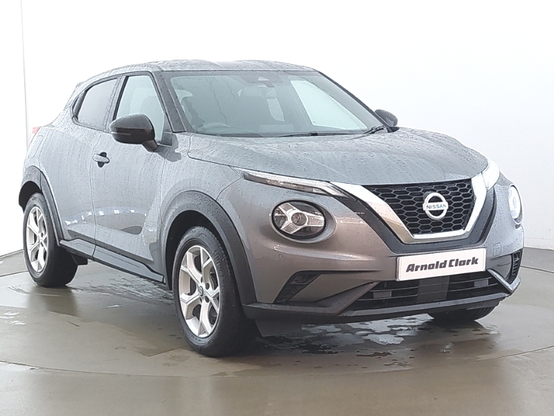 Compare Nissan Juke Dig-t N-connecta Dct PN21WRF Grey