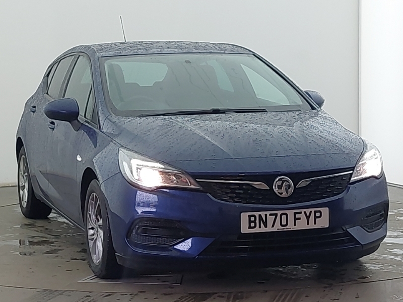 Compare Vauxhall Astra Astra Business Edition Nav Td BN70FYP Blue