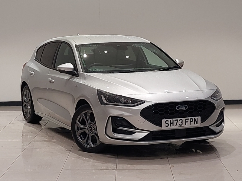 Ford Focus 1.0 Ecoboost St-line Silver #1