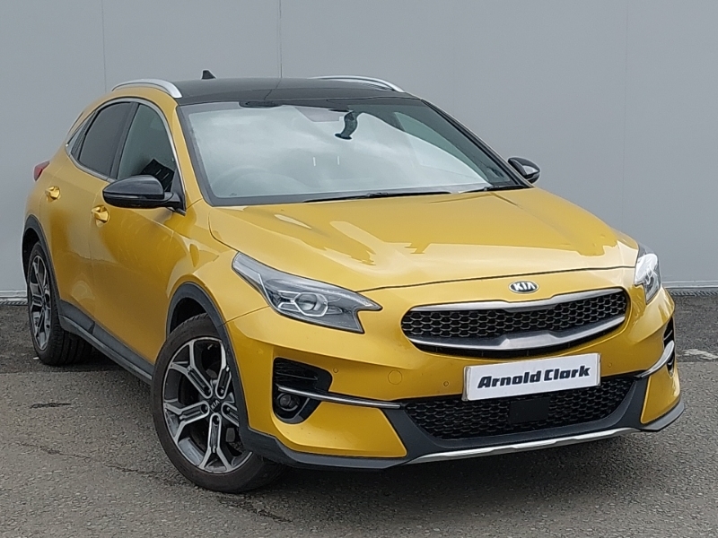 Compare Kia Xceed 1.4T Gdi Isg First Edition SD20GUF Yellow