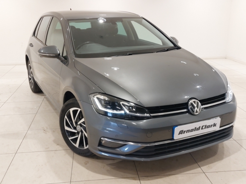 Compare Volkswagen Golf 1.6 Tdi Match Edition SG20KPK Grey
