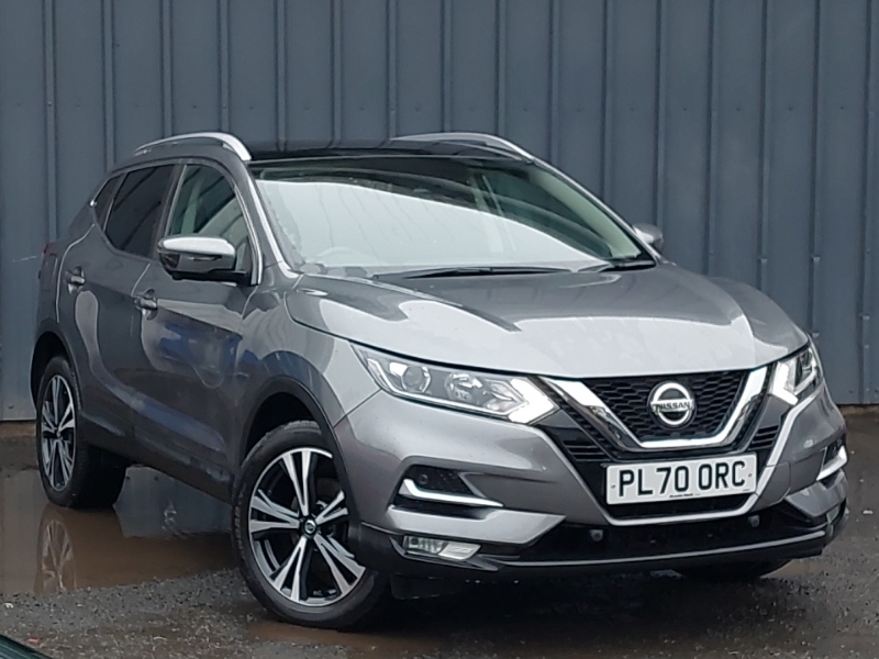 Compare Nissan Qashqai 1.3 Dig-t 160 157 N-connecta Dct Glass Roof PL70ORC Grey