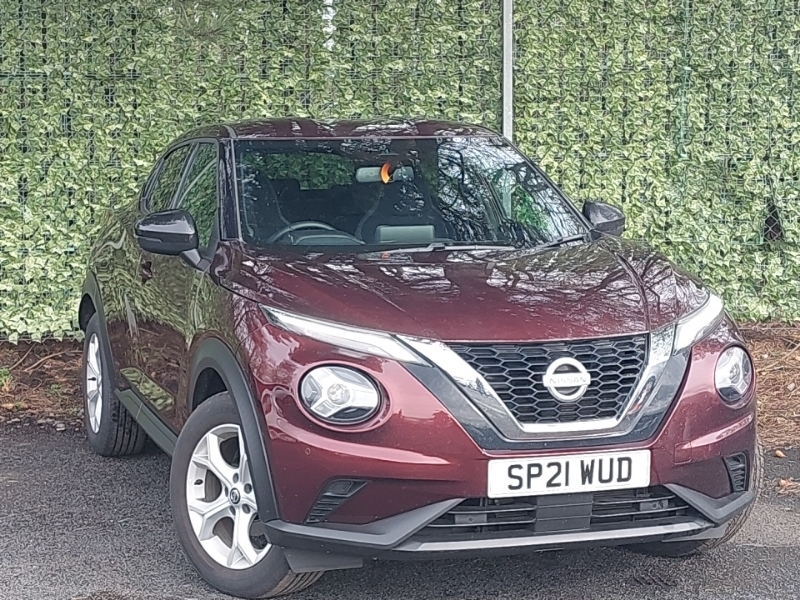 Compare Nissan Juke 1.0 Dig-t 114 N-connecta SP21WUD Red