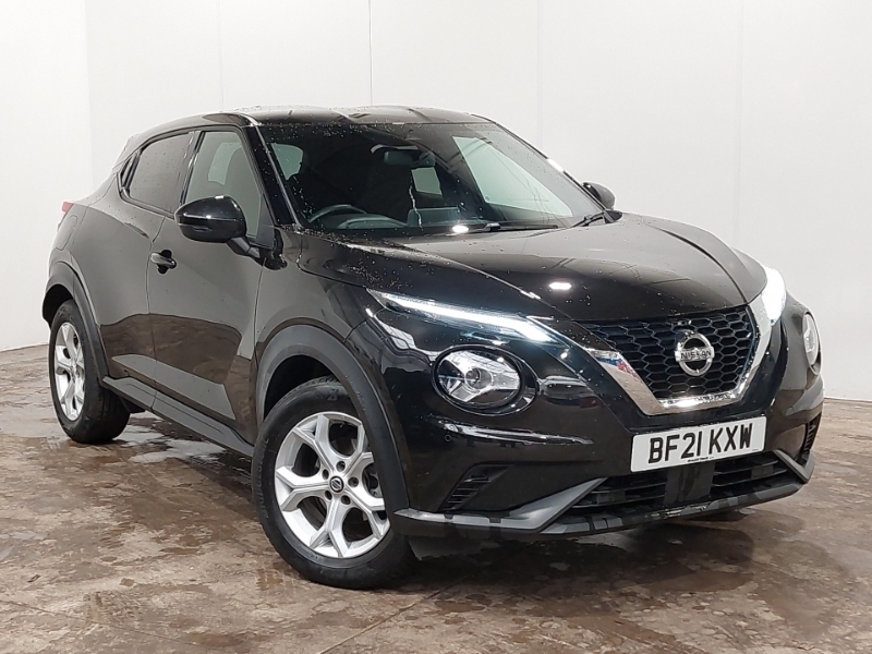 Compare Nissan Juke 1.0 Dig-t 114 N-connecta Dct BF21KXW Black