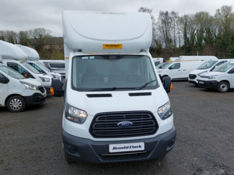 Compare Ford Transit Custom 2.0 Tdci 130Ps Chassis Cab SJ68UNY White