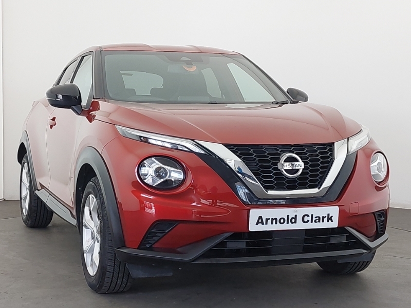 Compare Nissan Juke 1.0 Dig-t 114 N-connecta CK21RHF Red
