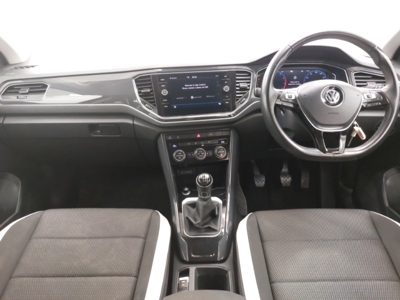 Compare Volkswagen T-Roc 1.5 Tsi Evo Sel CA69APX Grey