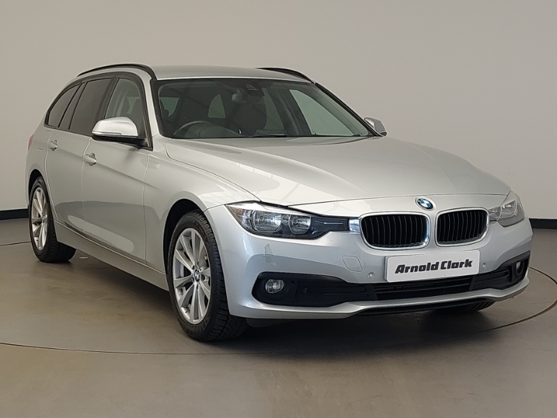 Compare BMW 3 Series 316D Se Touring YB17KYG Silver