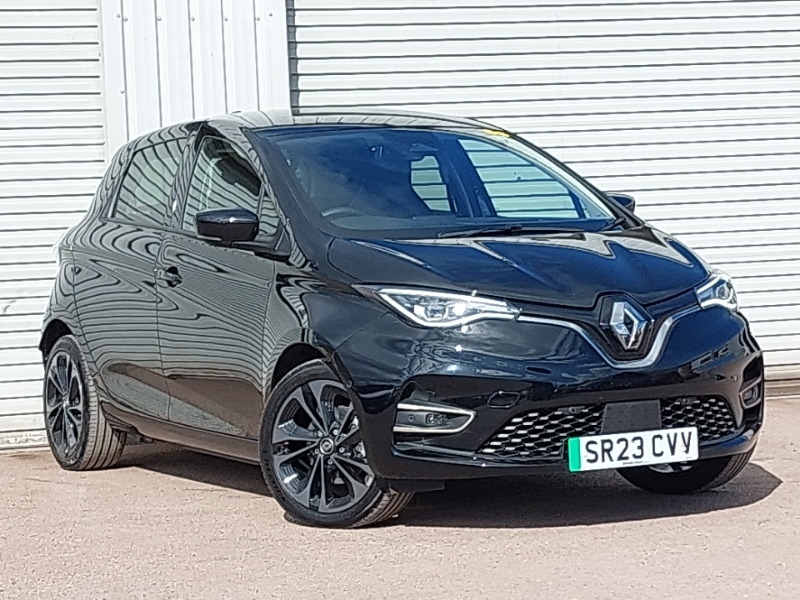 Compare Renault Zoe 100Kw Iconic R135 50Kwh Boost Charge SR23CVV Black
