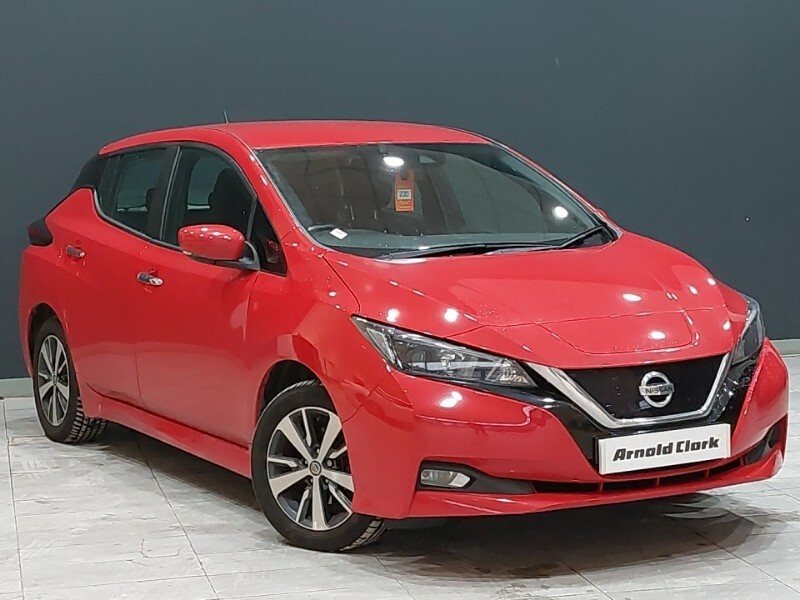 Compare Nissan Leaf 110Kw Acenta 40Kwh 6.6Kw Charger SGZ9079 Red