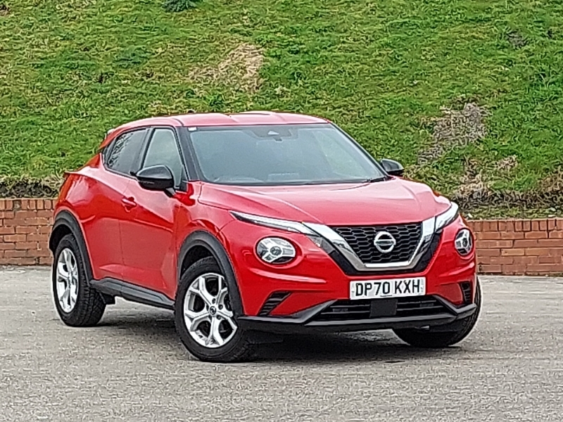 Compare Nissan Juke 1.0 Dig-t 114 N-connecta DP70KXH Red