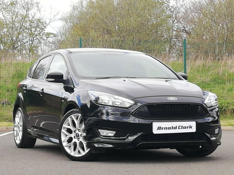 Compare Ford Focus 1.0 Ecoboost 140 St-line Navigation SY18WNS Black